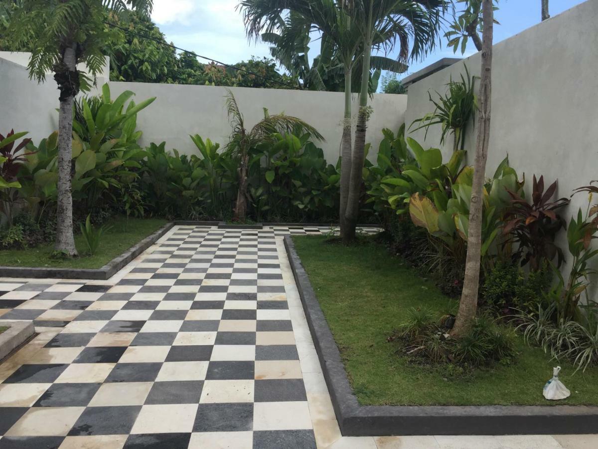 Vila The Kayuputih Lovina Exteriér fotografie