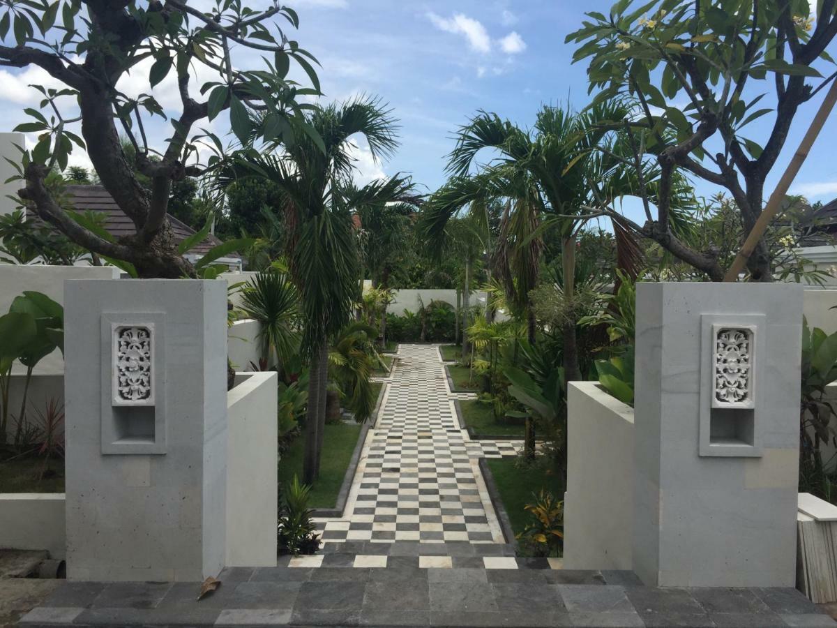 Vila The Kayuputih Lovina Exteriér fotografie